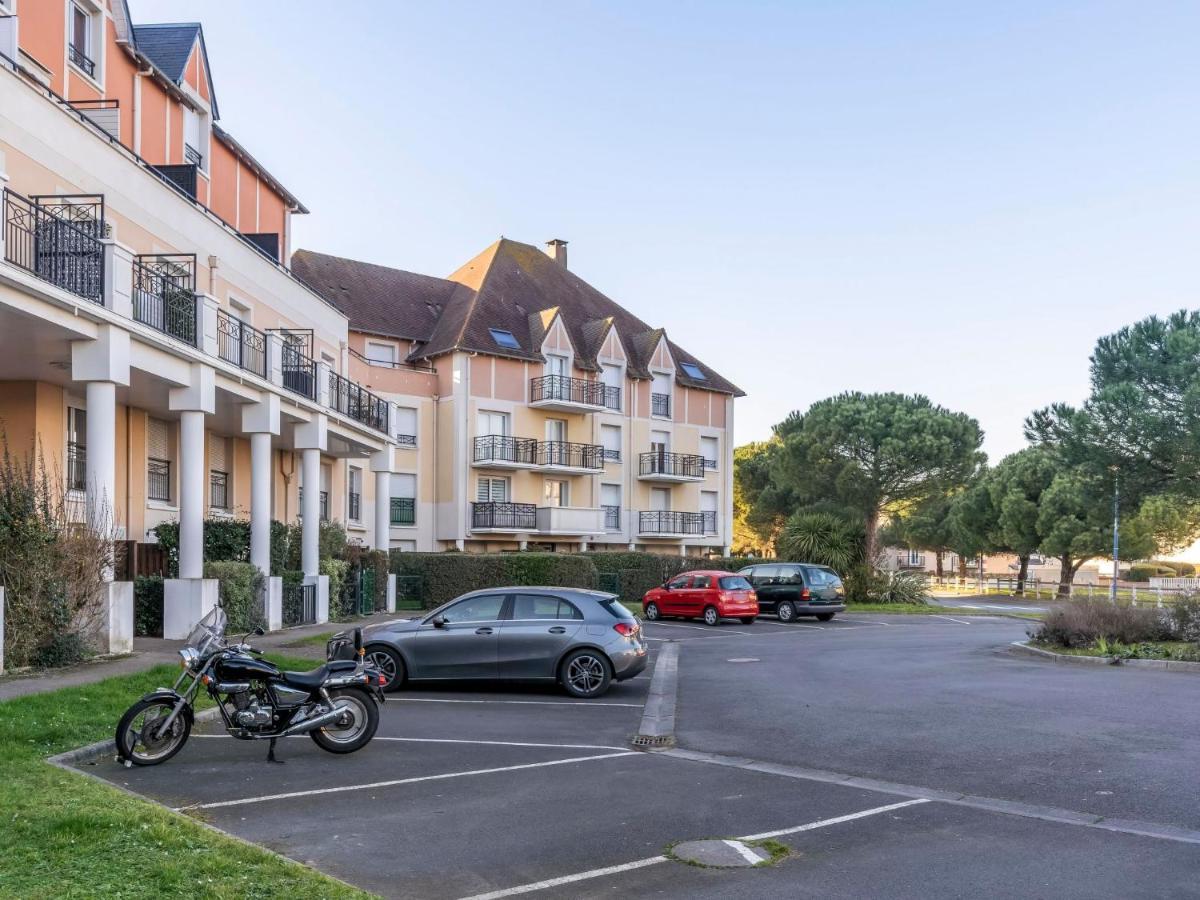 Apartment Les Marines 1 Et 2-7 By Interhome Cabourg Buitenkant foto